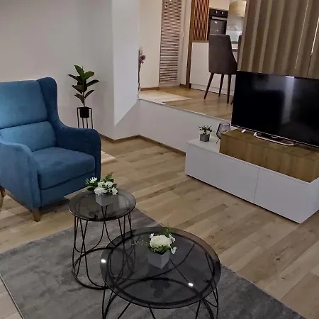 Sky Luxury Apartment